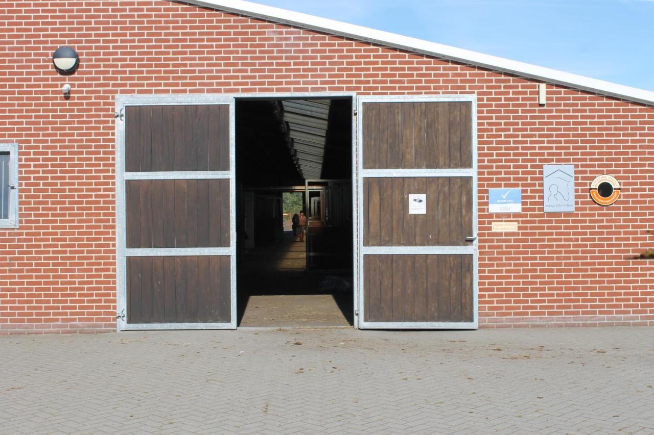Horsetellerie Rheezerveen Hardenberg Eksteriør bilde